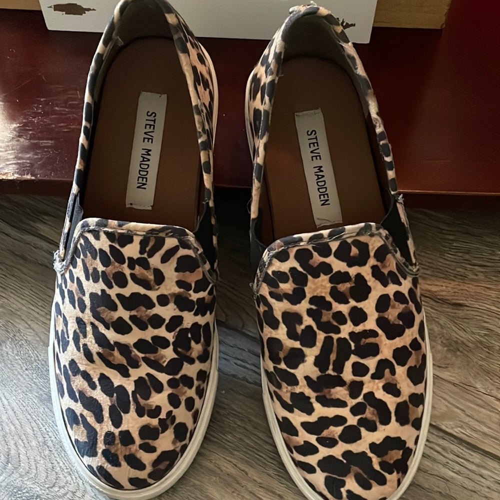 Steve Madden Leopard Tennis shoes